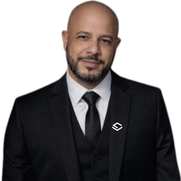 Angel J. Reynoso, CEO de new plain